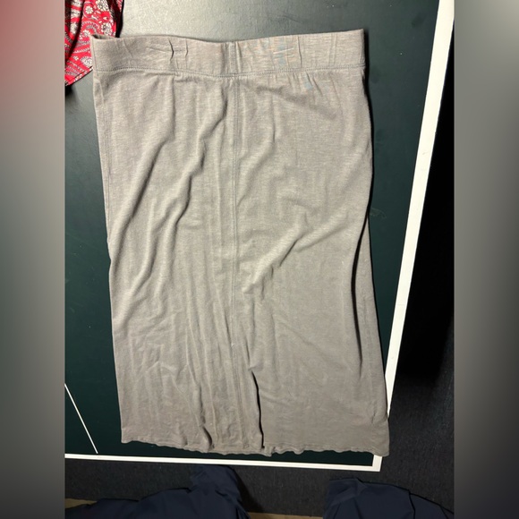 (4) Flowy Skirts for $12 - Picture 9 of 16